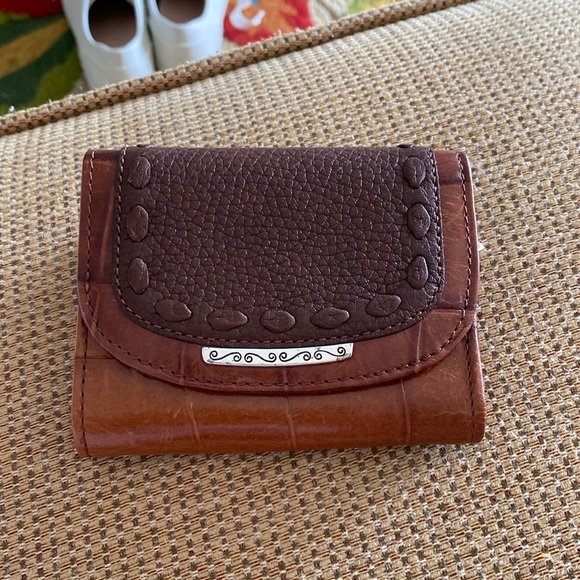 Brighton Wallet - Picture 1 of 7